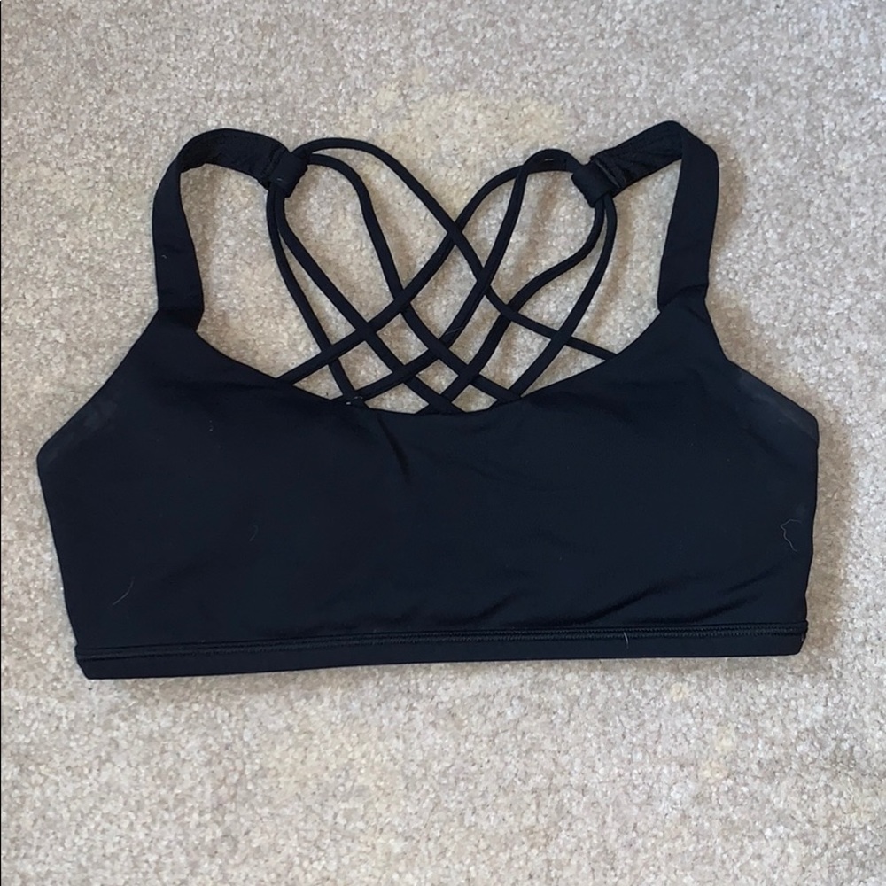 lululemon “free to be” sports bra - black